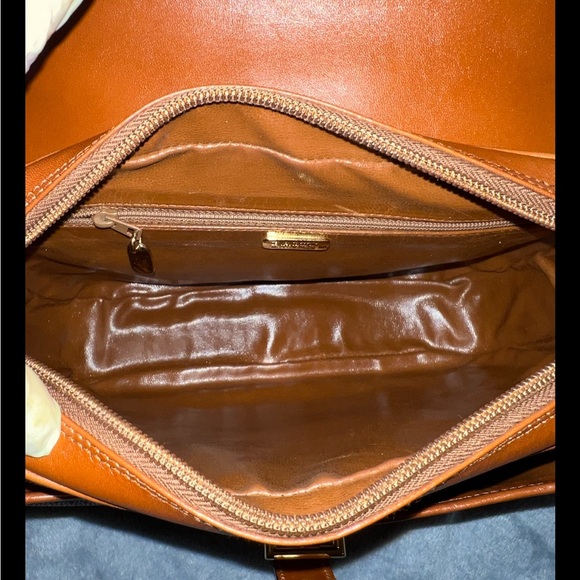 BALLY Shoulder Bag - Picture 5 of 11